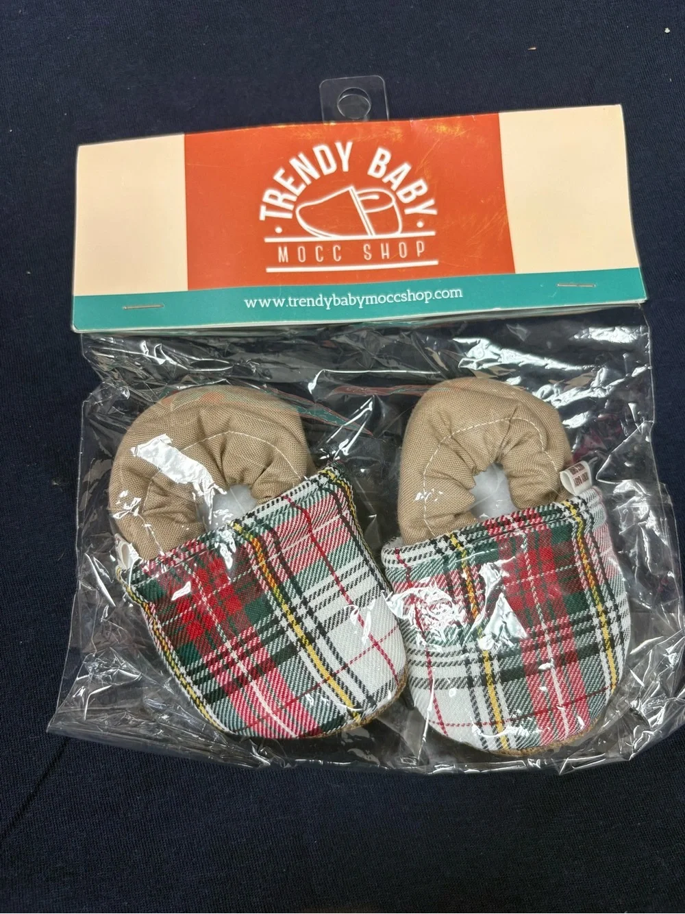 Trendy Baby Plaid Infant Moccasins - Tan & Red